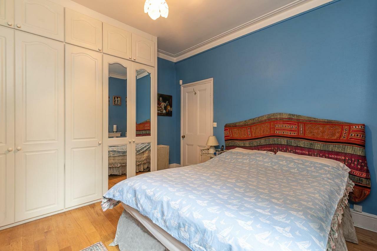 Апартаменты Joivy Splendid Flat With Garden Near Battersea Park Лондон Экстерьер фото