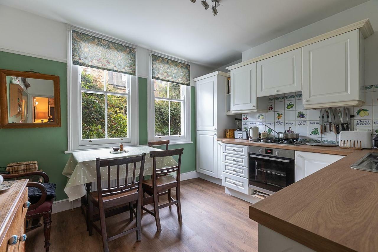Апартаменты Joivy Splendid Flat With Garden Near Battersea Park Лондон Экстерьер фото